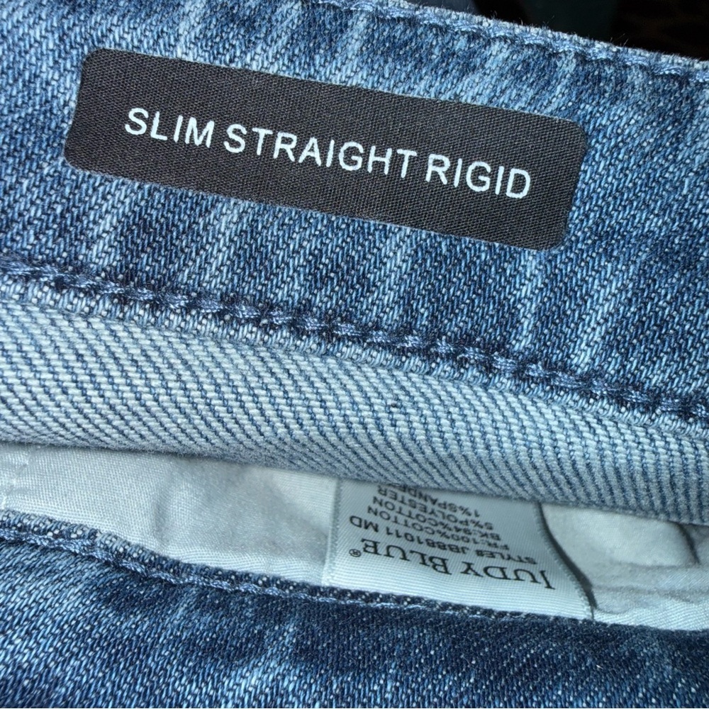 Judy Blue Women's Straight Leg Jeans - Size 9 - Picture 6 of 12